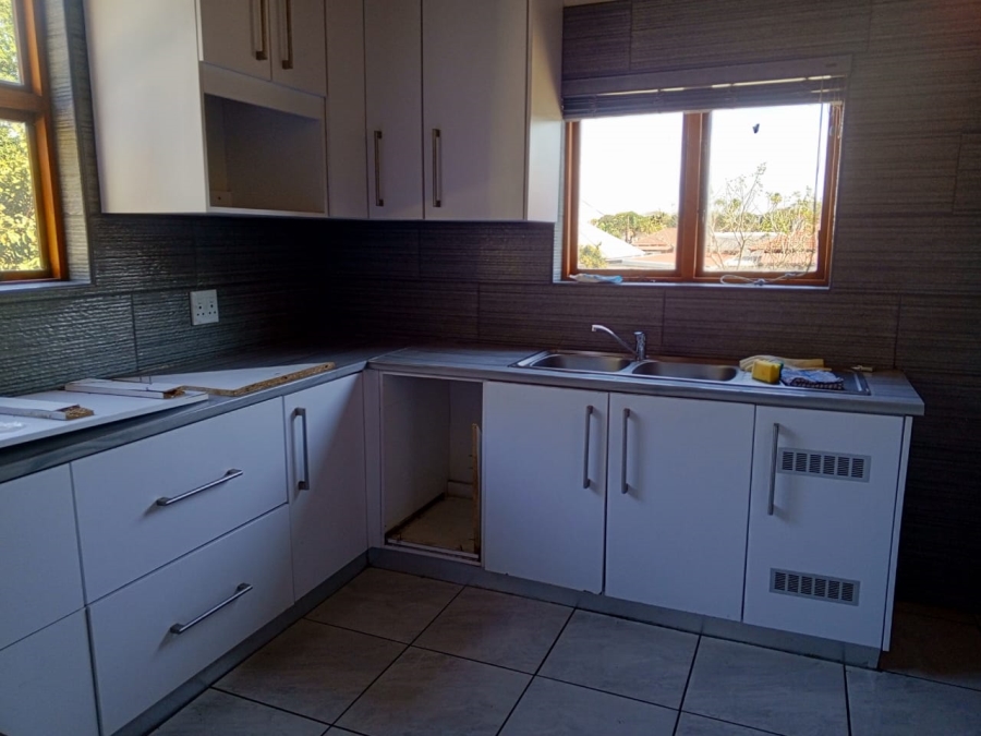 3 Bedroom Property for Sale in Cambridge Eastern Cape